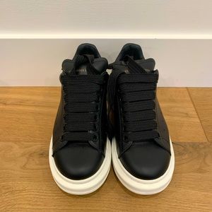 Alexander McQueen Size 6 Platform Sneaker